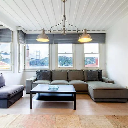 Mesmerizing Flat With Bosphorus View In Sariyer Istanbul