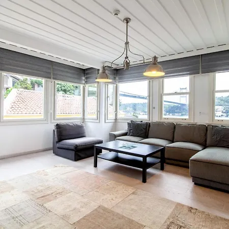 Mesmerizing Flat With Bosphorus View In Sariyer