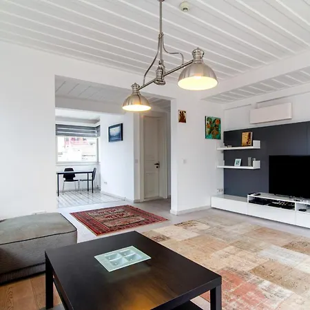 Apartment Mesmerizing Flat With Bosphorus View In Sariyer *