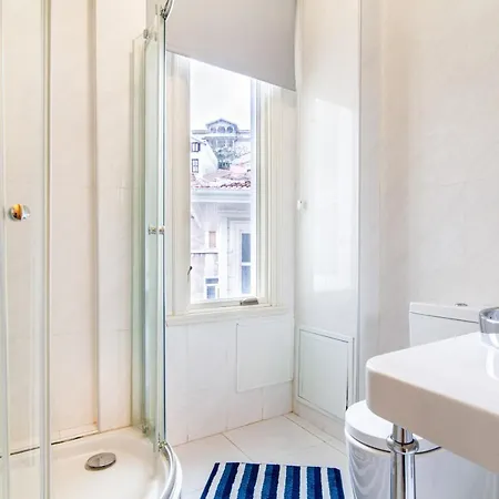 Mesmerizing Flat With Bosphorus View In Sariyer *